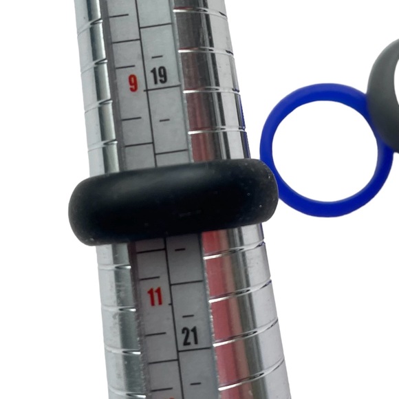 NEW 3 Rings - Silicone Bands Size 10 Blue Black Gray NWT Wedding Sport - Picture 2 of 6